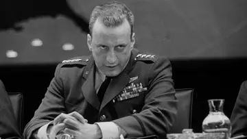Zasłona do filmu "Doktor Strangelove, lub jak przestałem się martwić i pokochałem bombę" #177635
