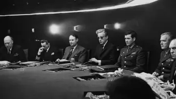 Zasłona do filmu "Doktor Strangelove, lub jak przestałem się martwić i pokochałem bombę" #659031