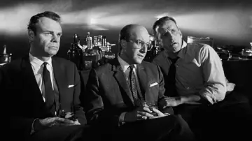Zasłona do filmu "Doktor Strangelove, lub jak przestałem się martwić i pokochałem bombę" #659044