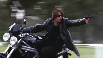 Zasłona do filmu "Mission: Impossible 2" #638519