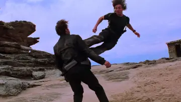 Zasłona do filmu "Mission: Impossible 2" #638523