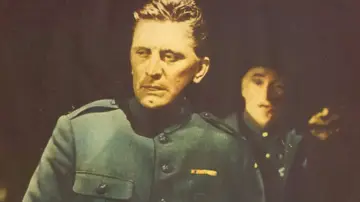 Zasłona do filmu "Ścieżki chwały" #728373