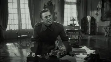 Zasłona do filmu "Ścieżki chwały" #728392