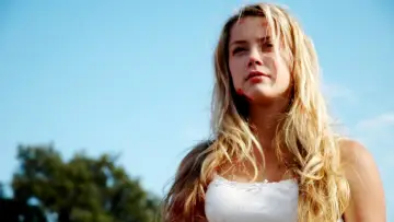 Zasłona do filmu "Wszyscy kochają Mandy Lane" #506361