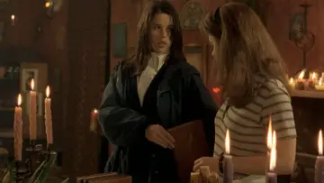 Zasłona do filmu "Szkoła czarownic" #843595