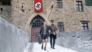 Zasłona do filmu "Fabryka zła" #404978