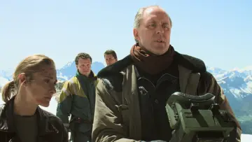 Zasłona do filmu "Na Krawędzi" #786274
