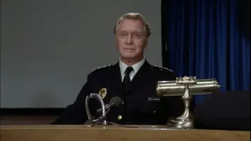 Zasłona do filmu "Akademia policyjna" #718816