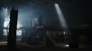 Zasłona do filmu "Człowiek Ciemności" #672396