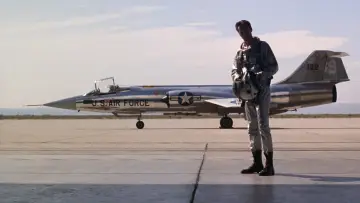 Zasłona do filmu "Pierwszy krok w kosmos" #888873