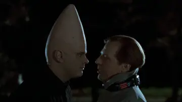 Zasłona do filmu "Stożkogłowi" #859543