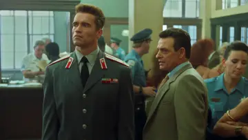 Zasłona do filmu "Czerwona Gorączka" #1630456