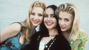Zasłona do filmu "Romy i Michele na zjeździe absolwentów" #1008350