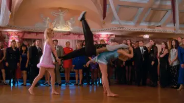 Zasłona do filmu "Romy i Michele na zjeździe absolwentów" #1008355