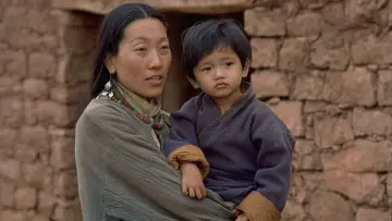 Zasłona do filmu "Kundun - życie Dalaj Lamy" #257330