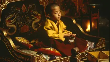 Zasłona do filmu "Kundun - życie Dalaj Lamy" #702184