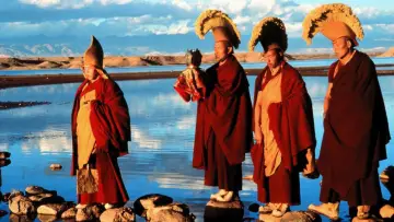 Zasłona do filmu "Kundun - życie Dalaj Lamy" #702185