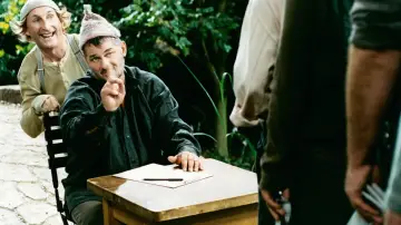 Zasłona do filmu "7 krasnoludków - Historia prawdziwa" #381496