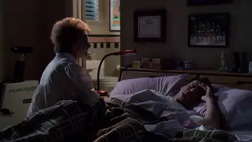 Zasłona do filmu "Stój, bo mamuśka strzela" #1206970