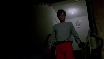 Zasłona do filmu "Koszmar z Ulicy Wiązów 2: Zemsta Freddy