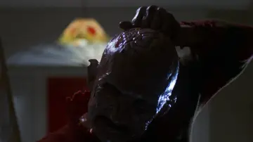 Zasłona do filmu "Koszmar z Ulicy Wiązów 2: Zemsta Freddy