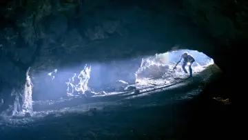 Zasłona do filmu "Potwór" #1073345