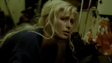 Zasłona do filmu "Dom Woskowych Ciał" #481113