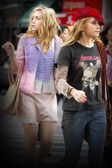 Plakat do filmu "Mary-Kate i Ashley: Nowy Jork, nowa miłość" #297600