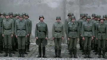 Zasłona do filmu "Stalingrad" #225714