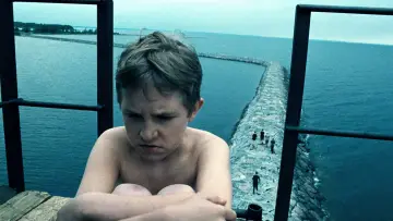Zasłona do filmu "Powrót" #987063