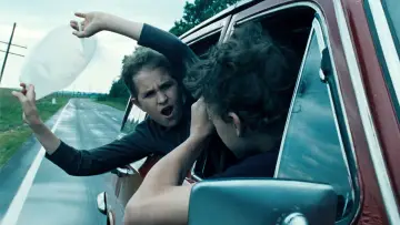 Zasłona do filmu "Powrót" #987065