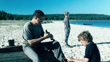 Zasłona do filmu "Powrót" #987067