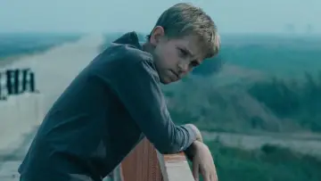 Zasłona do filmu "Powrót" #987091