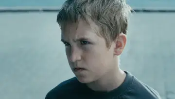 Zasłona do filmu "Powrót" #987095