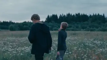 Zasłona do filmu "Powrót" #987103