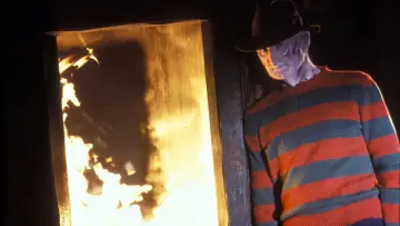 Zasłona do filmu "Koszmar z Ulicy Wiązów 6: Freddy nie żyje, koniec koszmaru" #323041