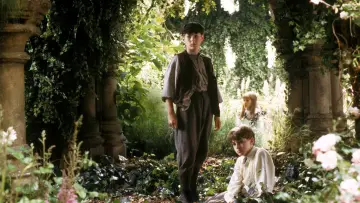 Zasłona do filmu "Tajemniczy ogród" #870399