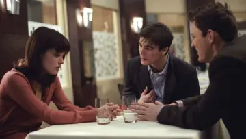 Zasłona do filmu "Apartament" #690913