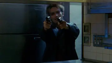 Zasłona do filmu "DEAD OR ALIVE 犯罪者" #1526971