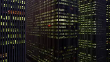 Zasłona do filmu "Koyaanisqatsi" #391307