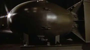 Zasłona do filmu "Koyaanisqatsi" #391310