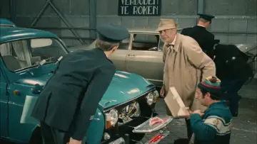 Zasłona do filmu "Pan Hulot wśród samochodów" #1212451
