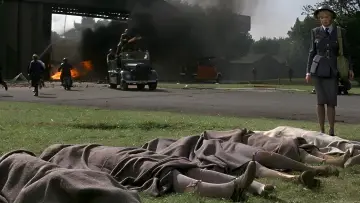 Zasłona do filmu "Bitwa o Anglię" #363016