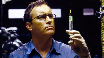 Zasłona do filmu "Beyond Re-Animator" #309992