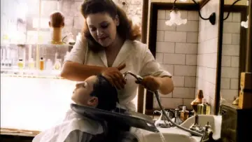Zasłona do filmu "Mąż fryzjerki" #1012582