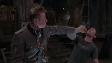 Zasłona do filmu "Kuloodporny" #335535