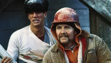 Zasłona do filmu "Uciekający pociąg" #251288