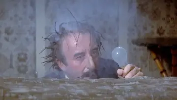 Zasłona do filmu "Powrót Różowej Pantery" #994963