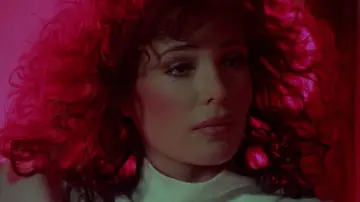 Zasłona do filmu "Dziewczyna z Komputera" #277246