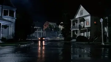 Zasłona do filmu "Na przedmieściach" #265630